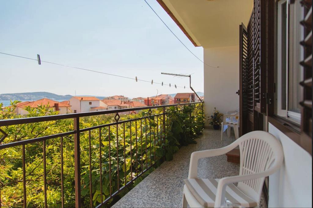 House Mariposa Hotell Trogir Eksteriør bilde
