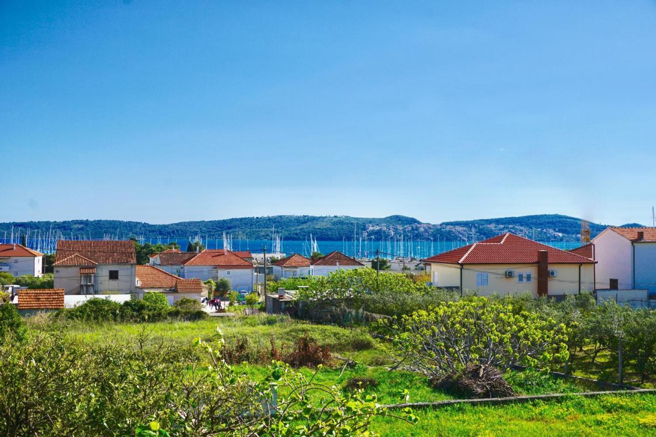 House Mariposa Hotell Trogir Eksteriør bilde